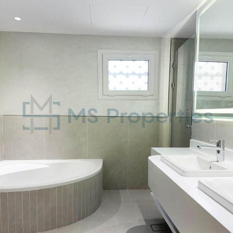 Modern Designed 4BHK+Maid Villa in West Bay