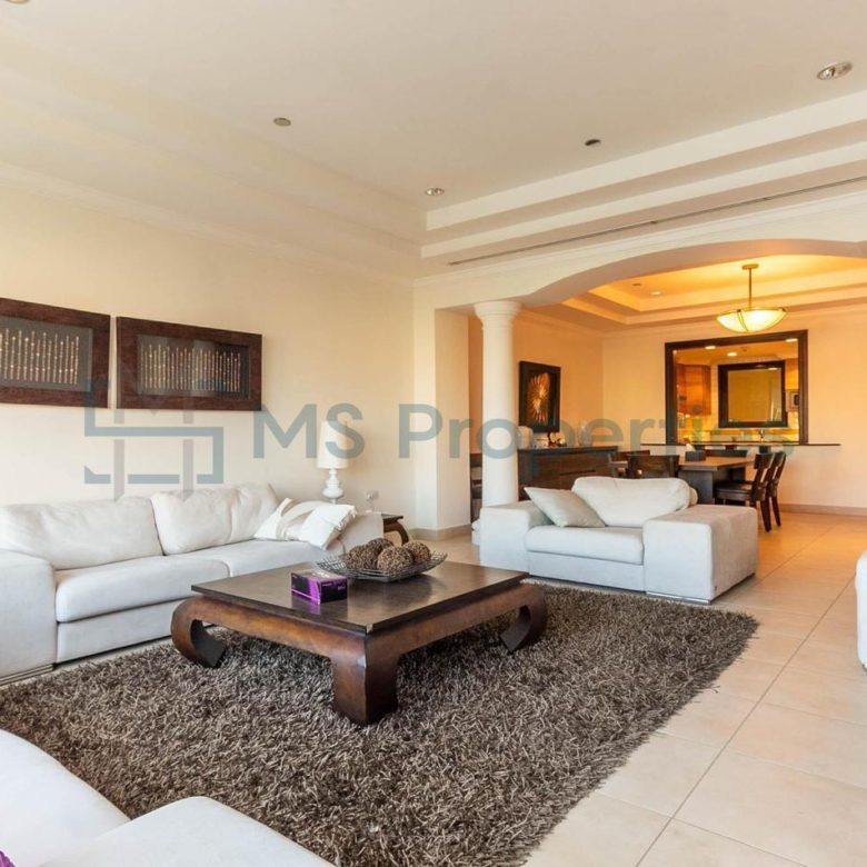 Cozy 2BHK Townhouse with Balcony +Bills Included
