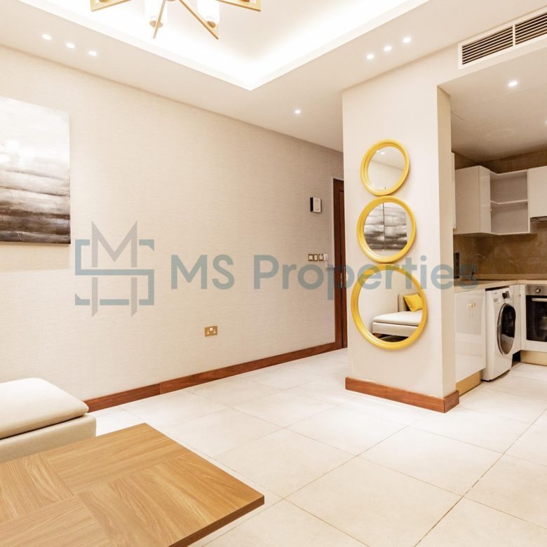 Stunning 1BHK Flat + Bills Included + Pool + Gym