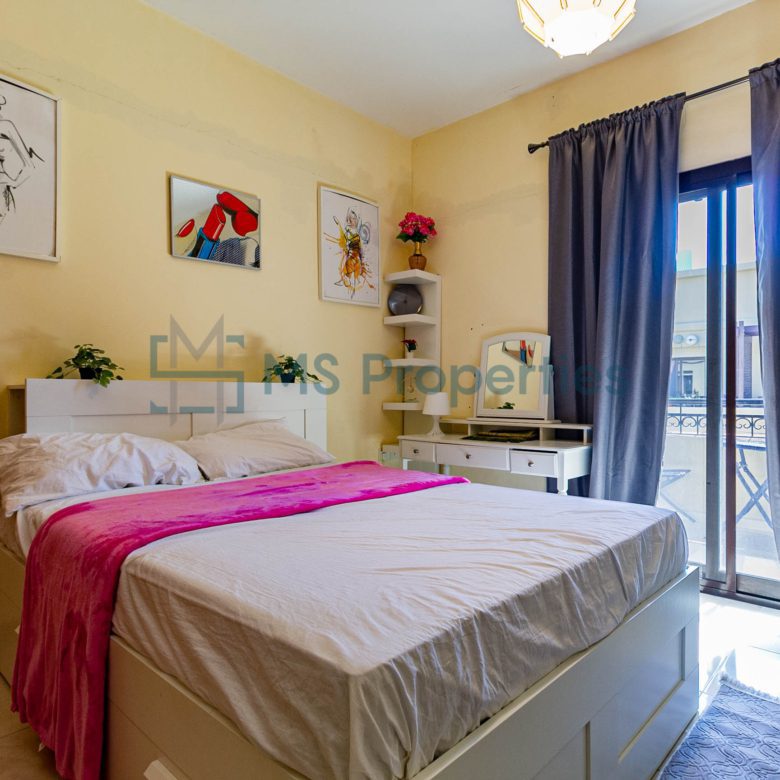 Cozy Studio Apartment with View Balcony | Bills Included