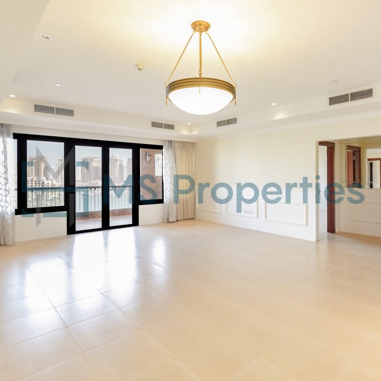 Contemporary 2BHK Apartment | Full Marina View