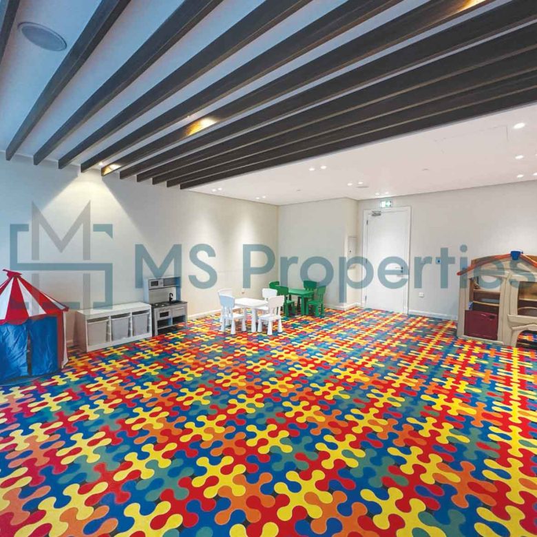 Stunning and Classic 2BHK Flat in The Pearl Area