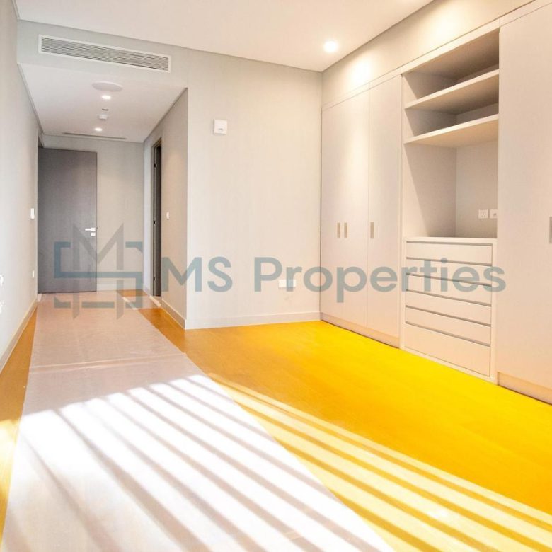 Luxurious and Stunning 3BHK Duplex in Seef Lusail