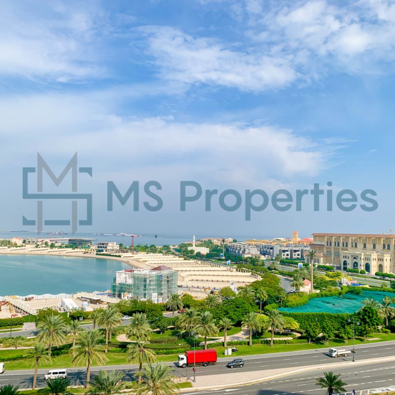 Beautiful Studio Flat with Amazing View Balcony | Bills Included