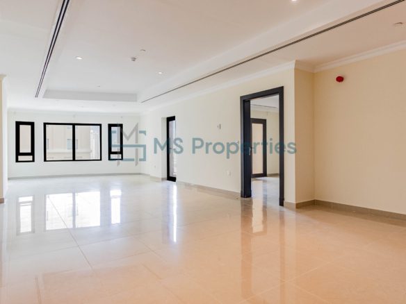 Marvelous 1BHK Apartment with Amazing Sea Balcony