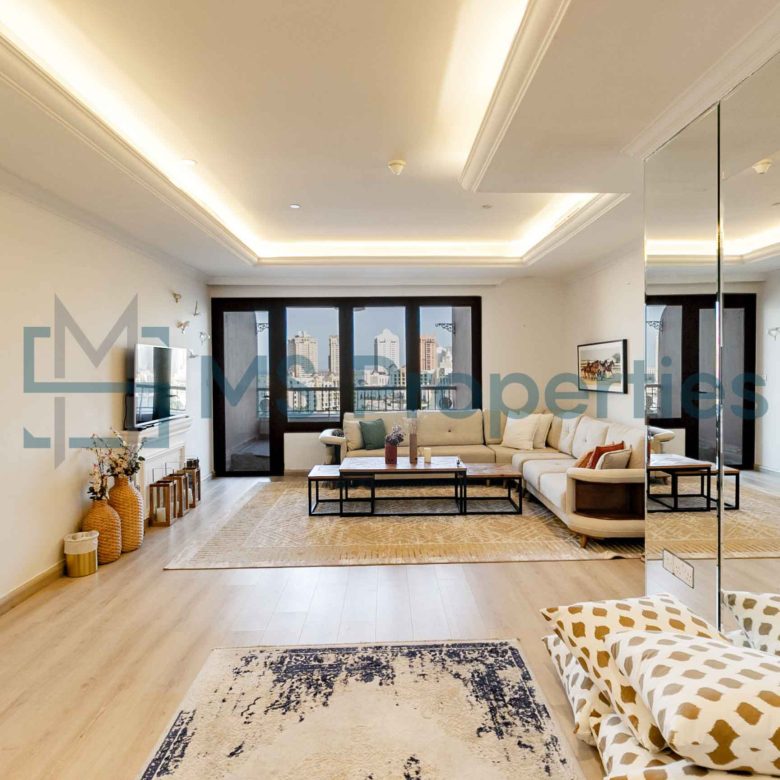 Sophisticated 2BHK Apartment | Marina View Balcony