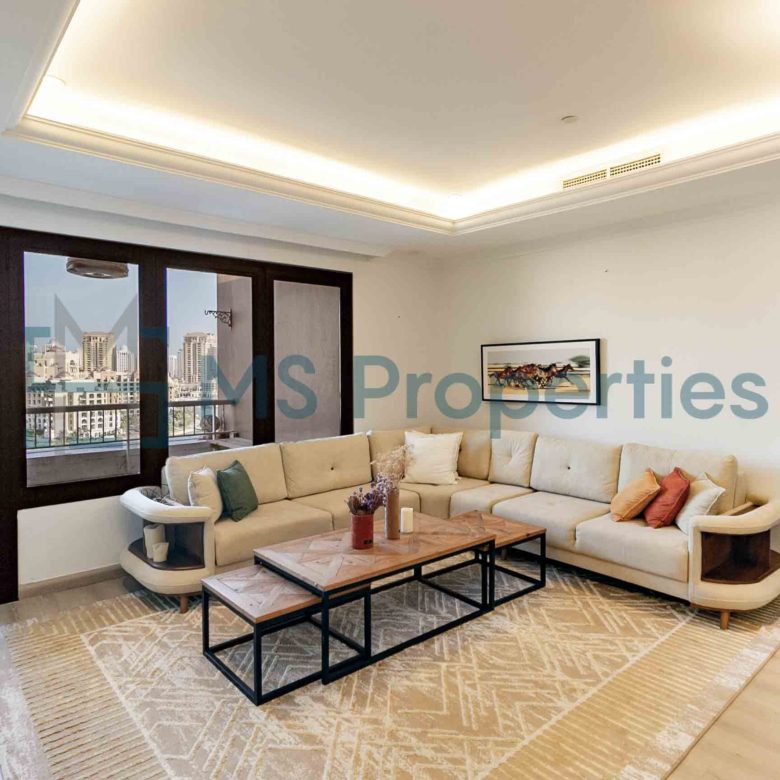 Sophisticated 2BHK Apartment | Marina View Balcony