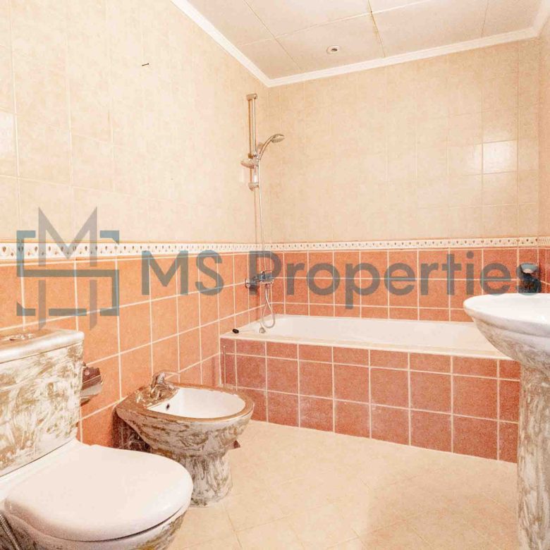 Sophisticated 2BHK Apartment | Marina View Balcony