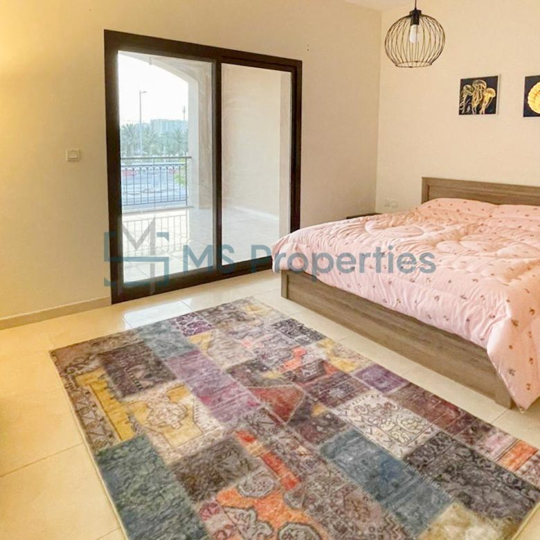 Perfect Studio | Large Balcony WiFi+Bills Included