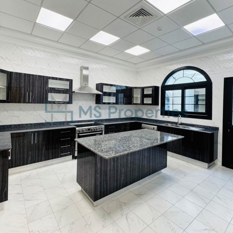 Luxury Stand Alone Villa 7BR+Maid+Driver in Doha