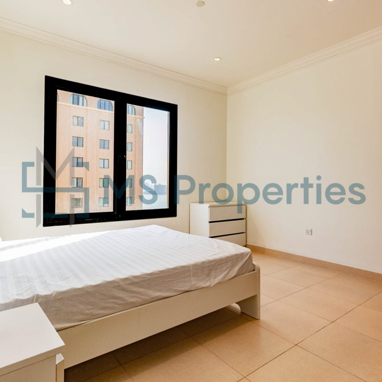 Outstanding 1BHK Apartment | Side Marina View
