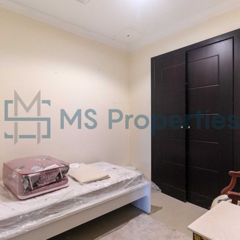 Renovated 2BR+Office Apartment with Huge Balcony
