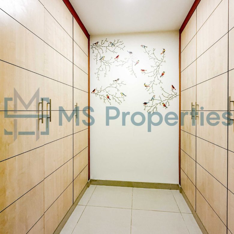 Very Spacious 1BR Apartment with Marina View