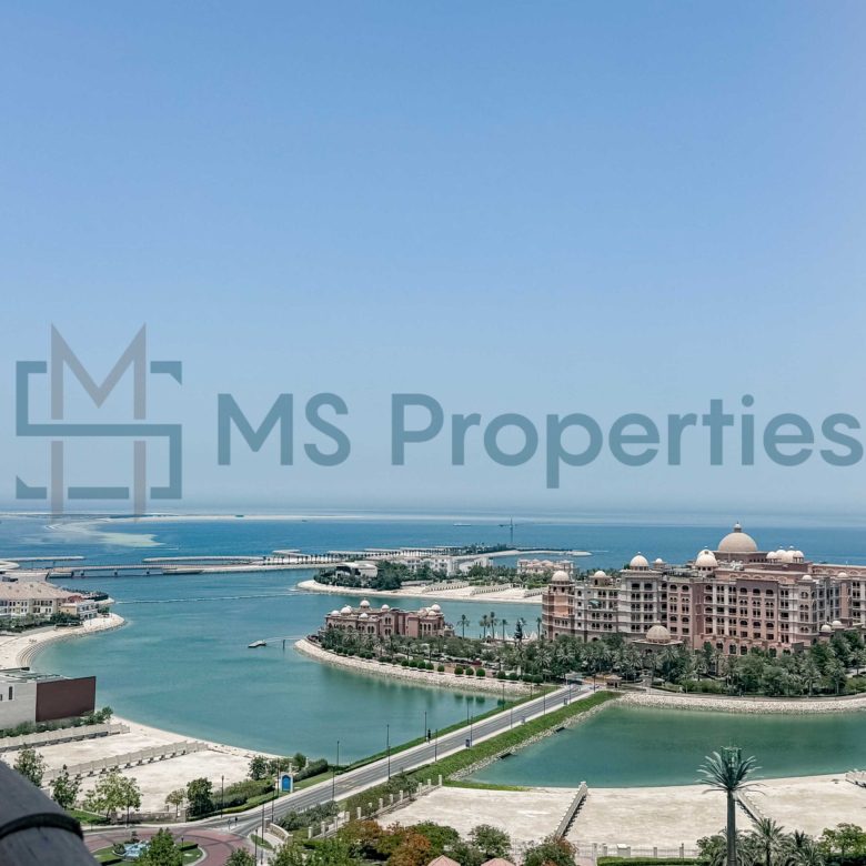 Renovated 2BR+Office Apartment with Huge Balcony