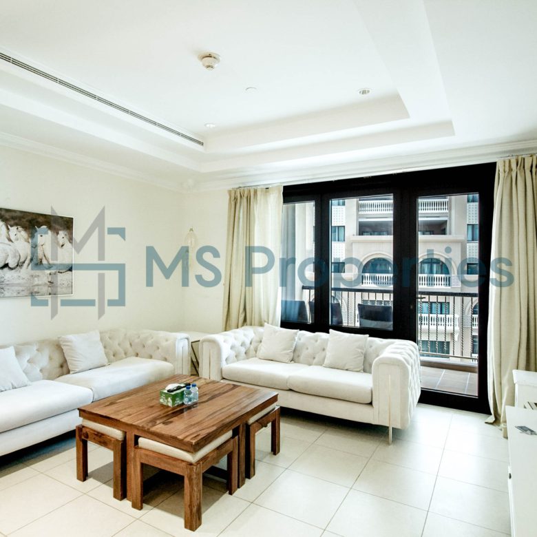 Spacious 1BR Flat with Balcony + Bills Included