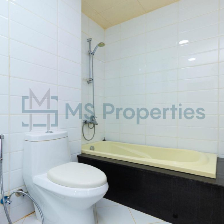 1BHK + Office Flat with Amazing View | Title Deed