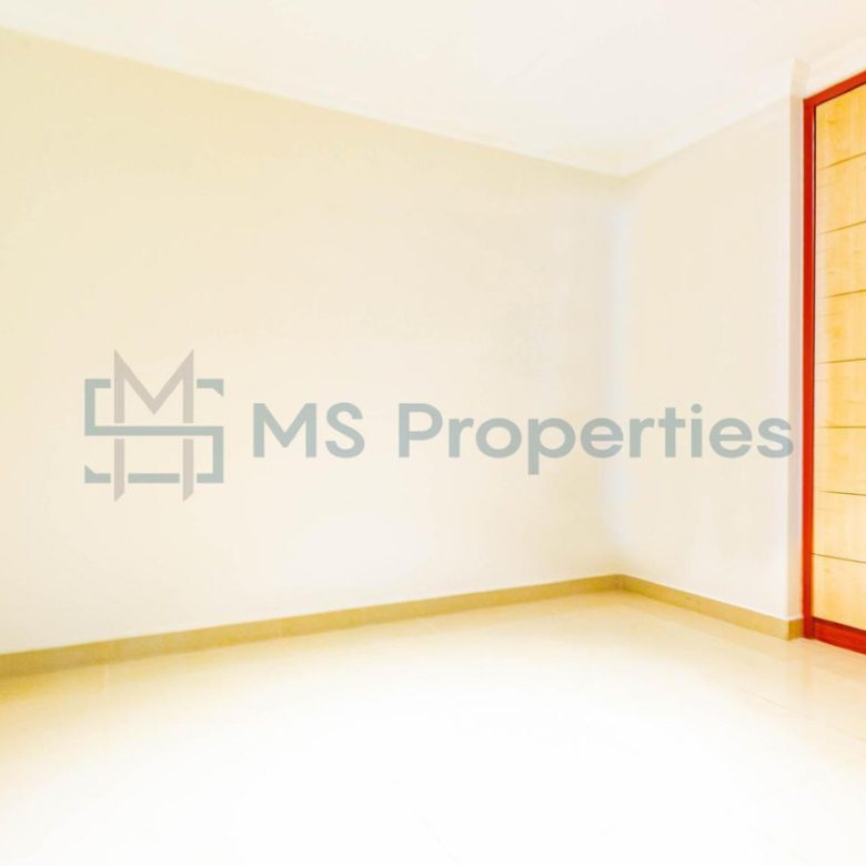 Upgrade Living 1BHK + Office Flat with Balcony