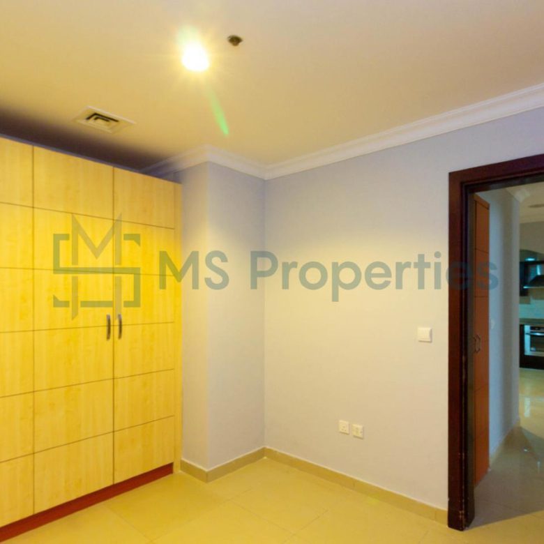 1BHK + Office Flat with Amazing View | Title Deed