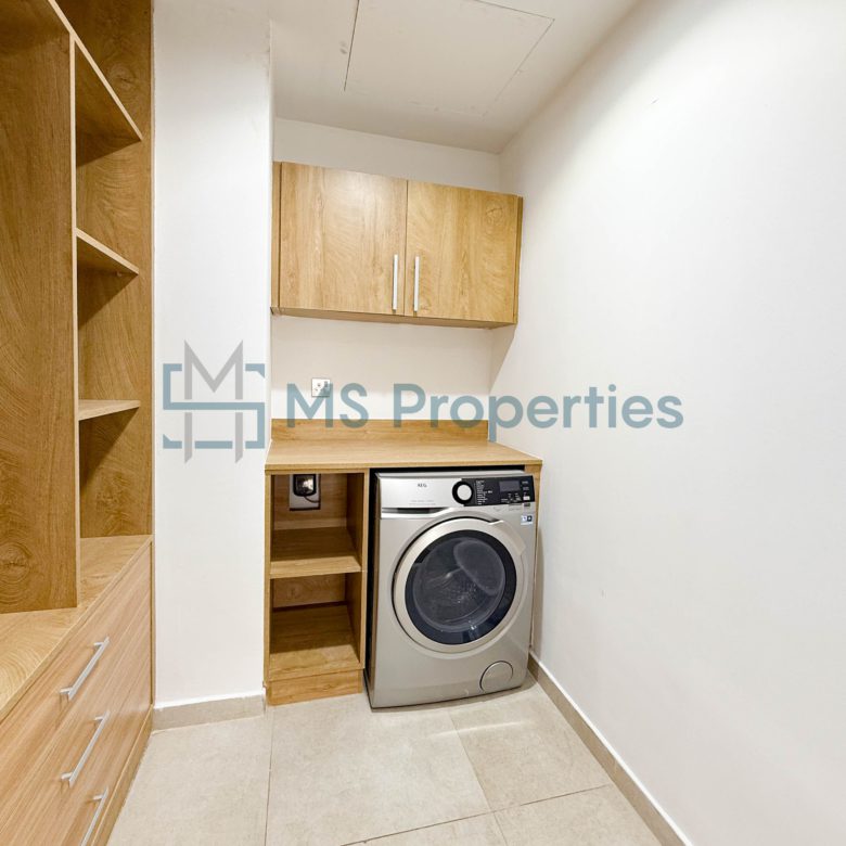 Luxury 1BHK Flat with Amazing View +Bills Included