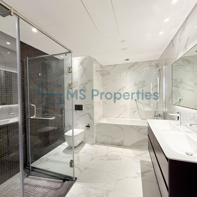 Beautiful Scenery 2BR + Maid Apartment with Balcony
