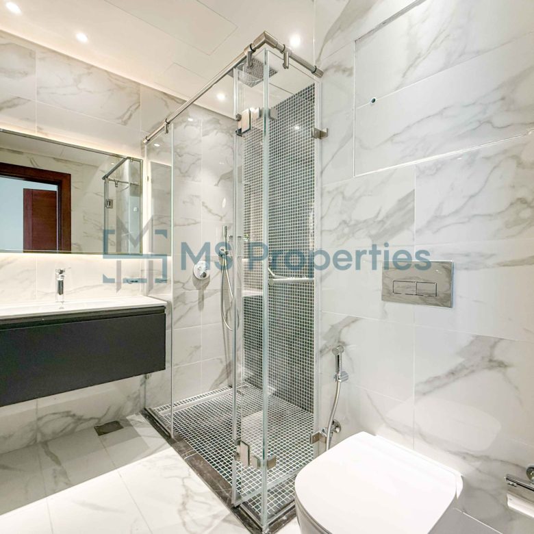 Beautiful Scenery 2BR + Maid Apartment with Balcony