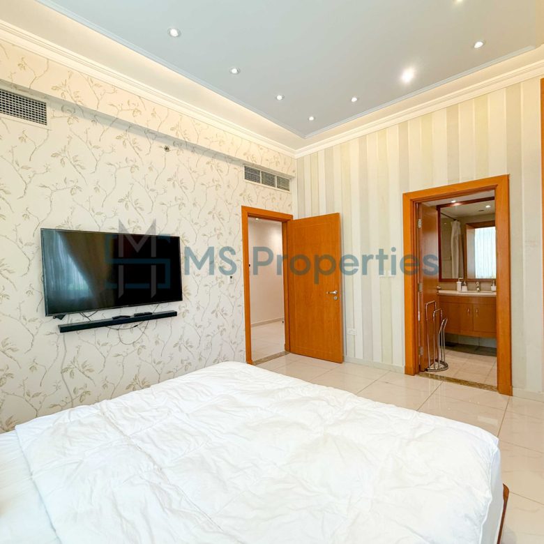 Full Sea View Balcony | Captivating 1BR Townhouse