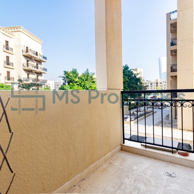 Sophisticated 1 BHK Apartment with Balcony City View