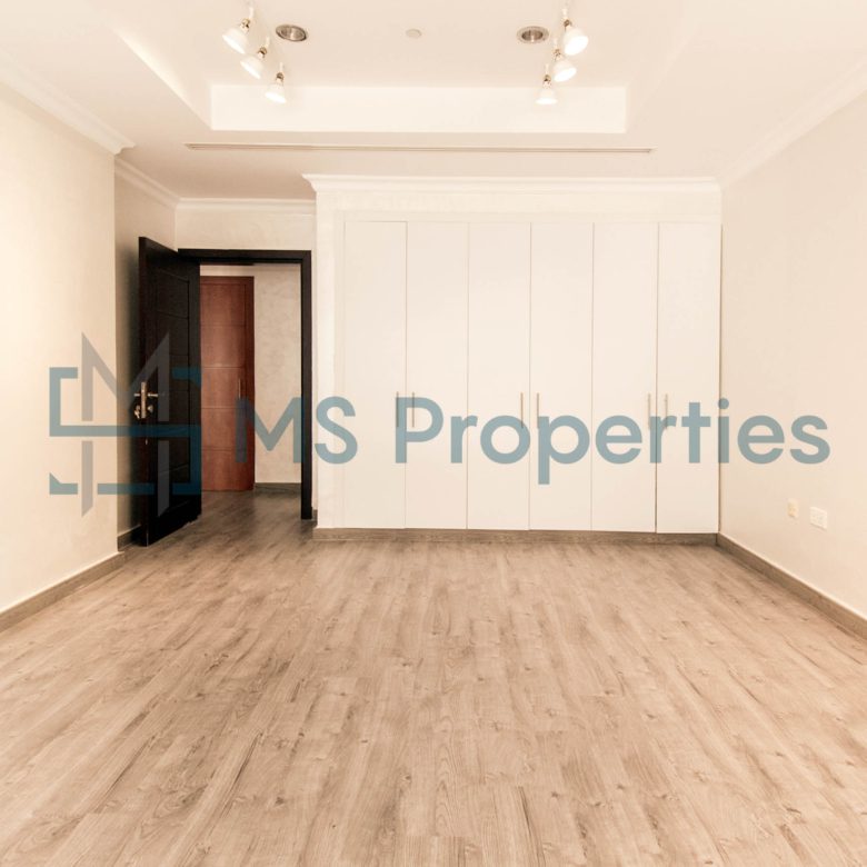 Contemporary 2BR Apartment | Marina Balcony