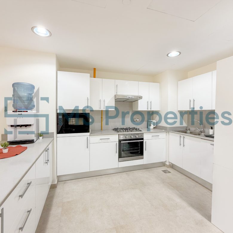 Spectacular 1BR Apartment with Sea View Balcony