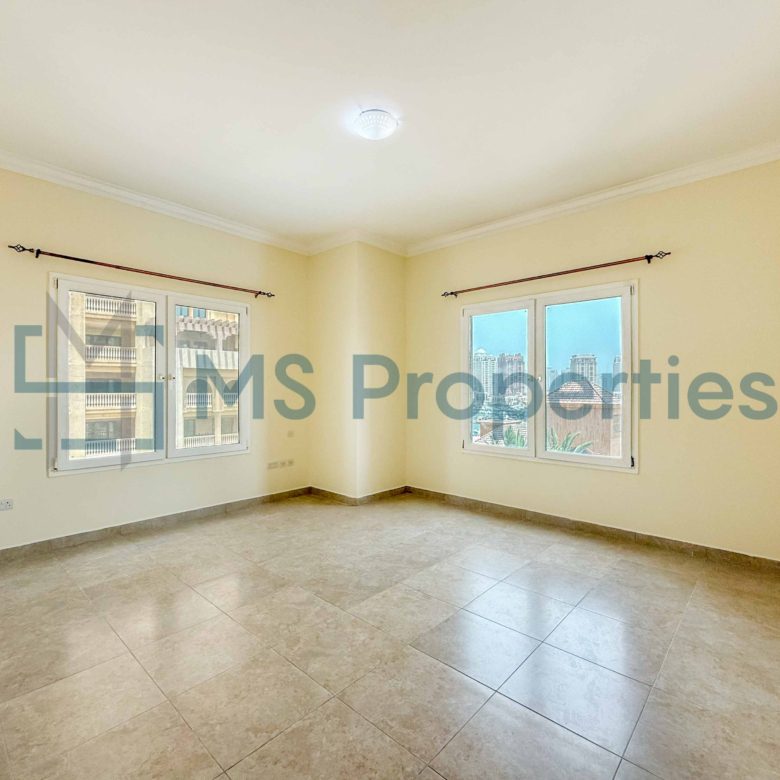 Large Space 2BR Apartment with Big Balcony