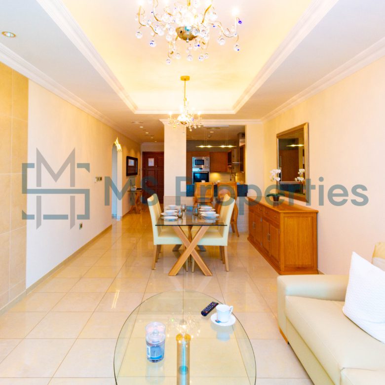Beautiful 1BR Flat with Balcony +Bills Included