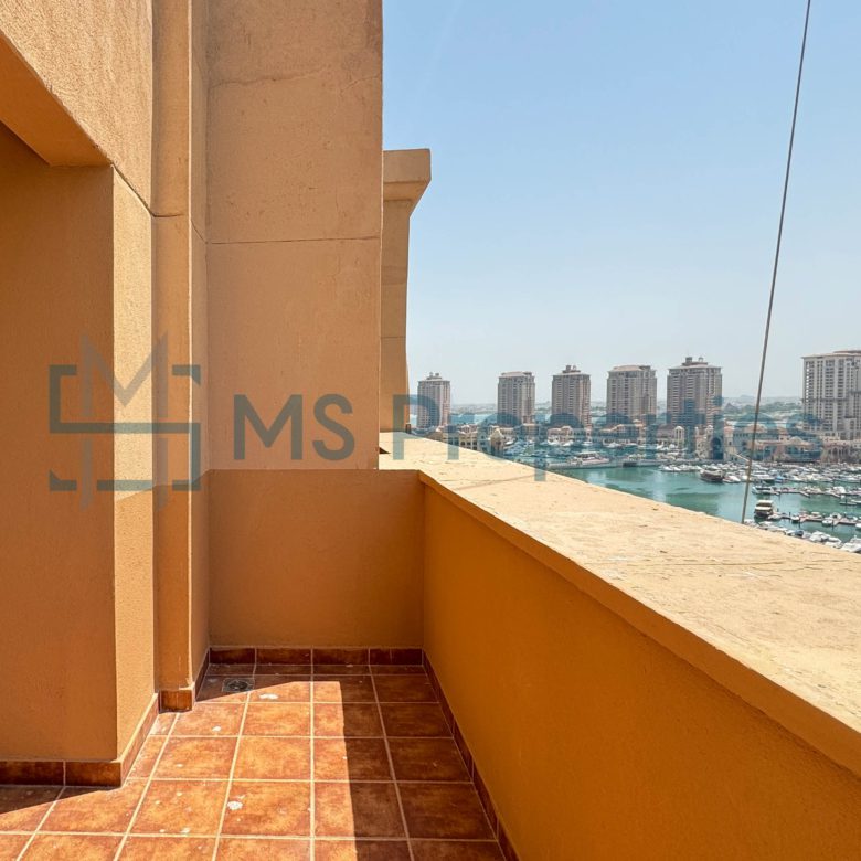 Contemporary 2BR Apartment | Marina Balcony