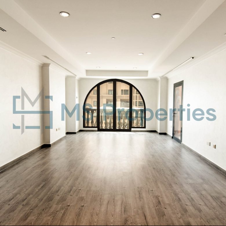 Contemporary 2BR Apartment | Marina Balcony