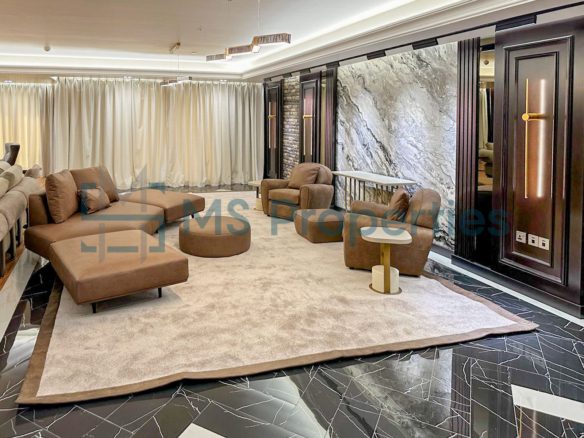 Luxurious 3BR Townhouse with Amazing View Balcony