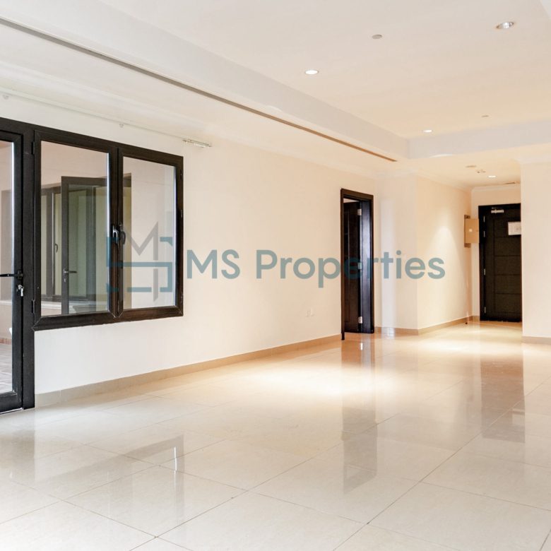 Amazing 1BR+Office Apartment with View Balcony