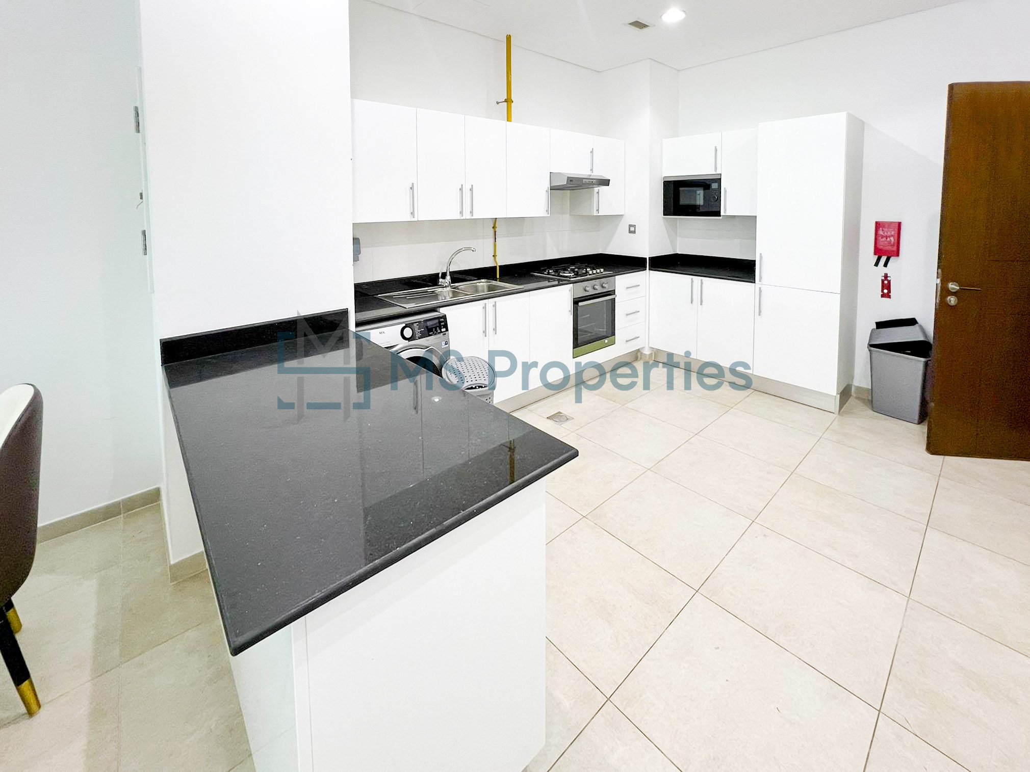 Luxury Modern 2BHK Apartment | Bills Included | City View