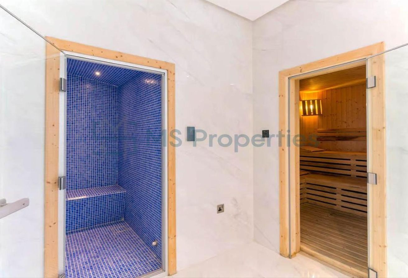 Cozy and Modern 2BR Flat with Amazing View + Bills Included