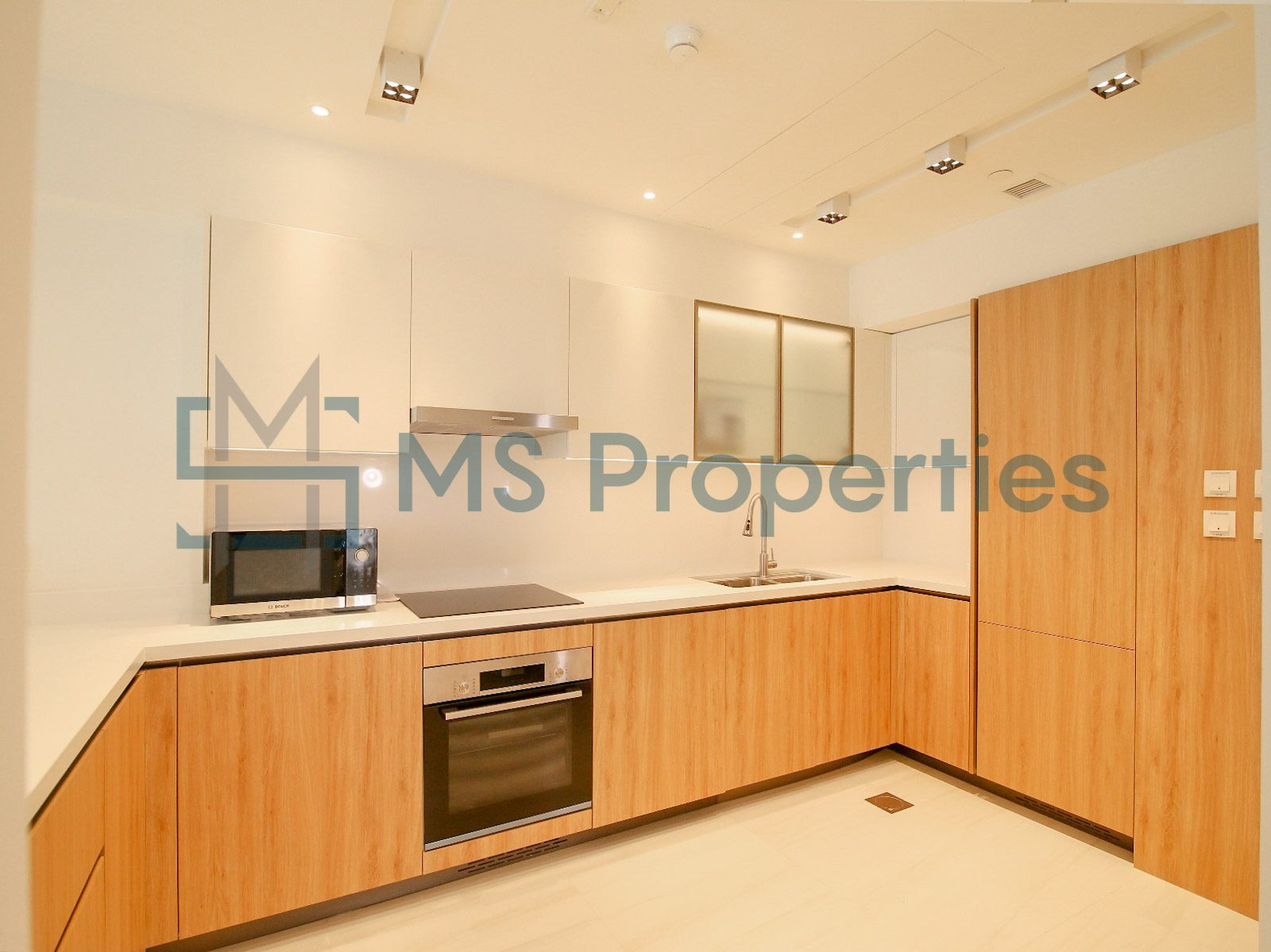 Full Water View Balcony | 1 Bedroom Flat | For Sale