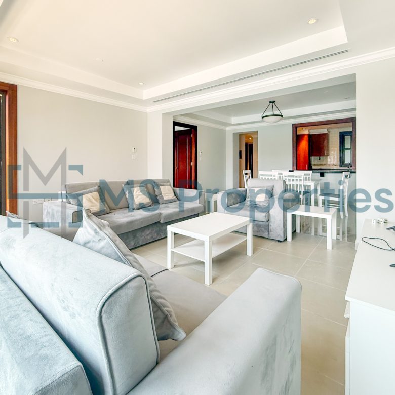 Contemporary 1BR Townhouse | Amazing View Balcony