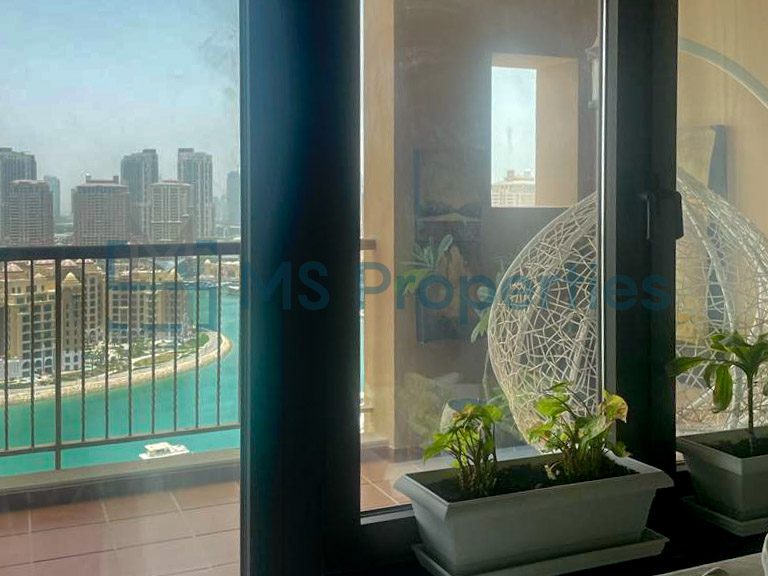 Stunning 2 Bedrooms Apartment with Balcony | Marina View
