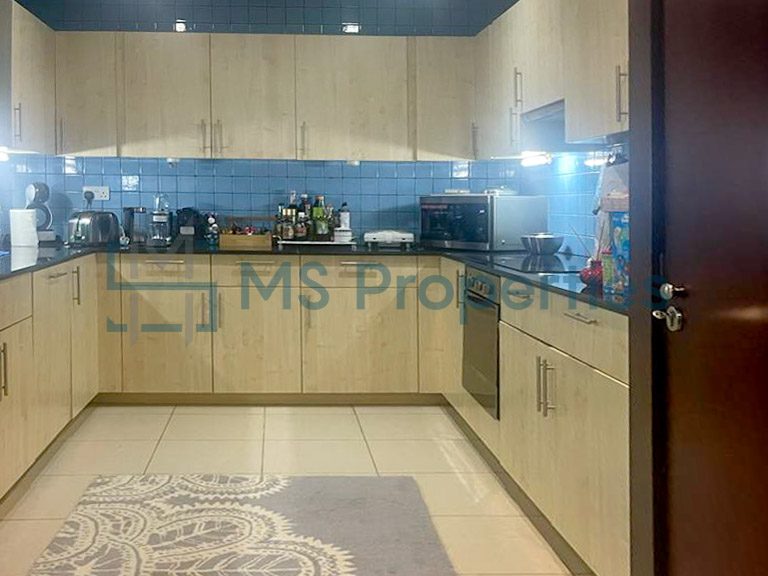 Stunning 2 Bedrooms Apartment with Balcony | Marina View