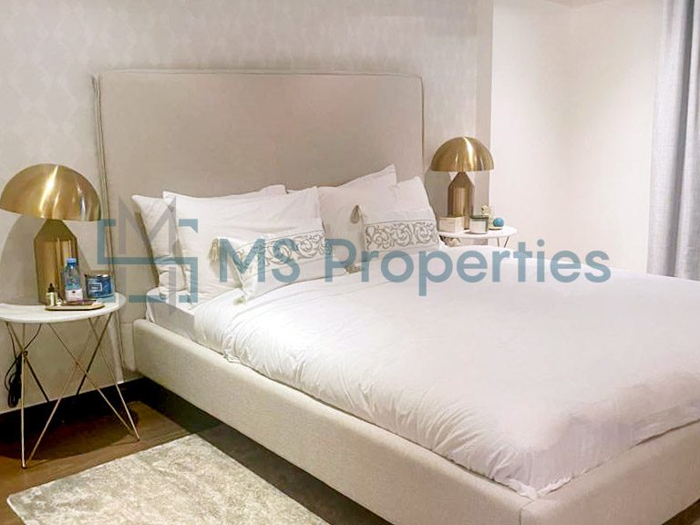 Stunning 2 Bedrooms Apartment with Balcony | Marina View