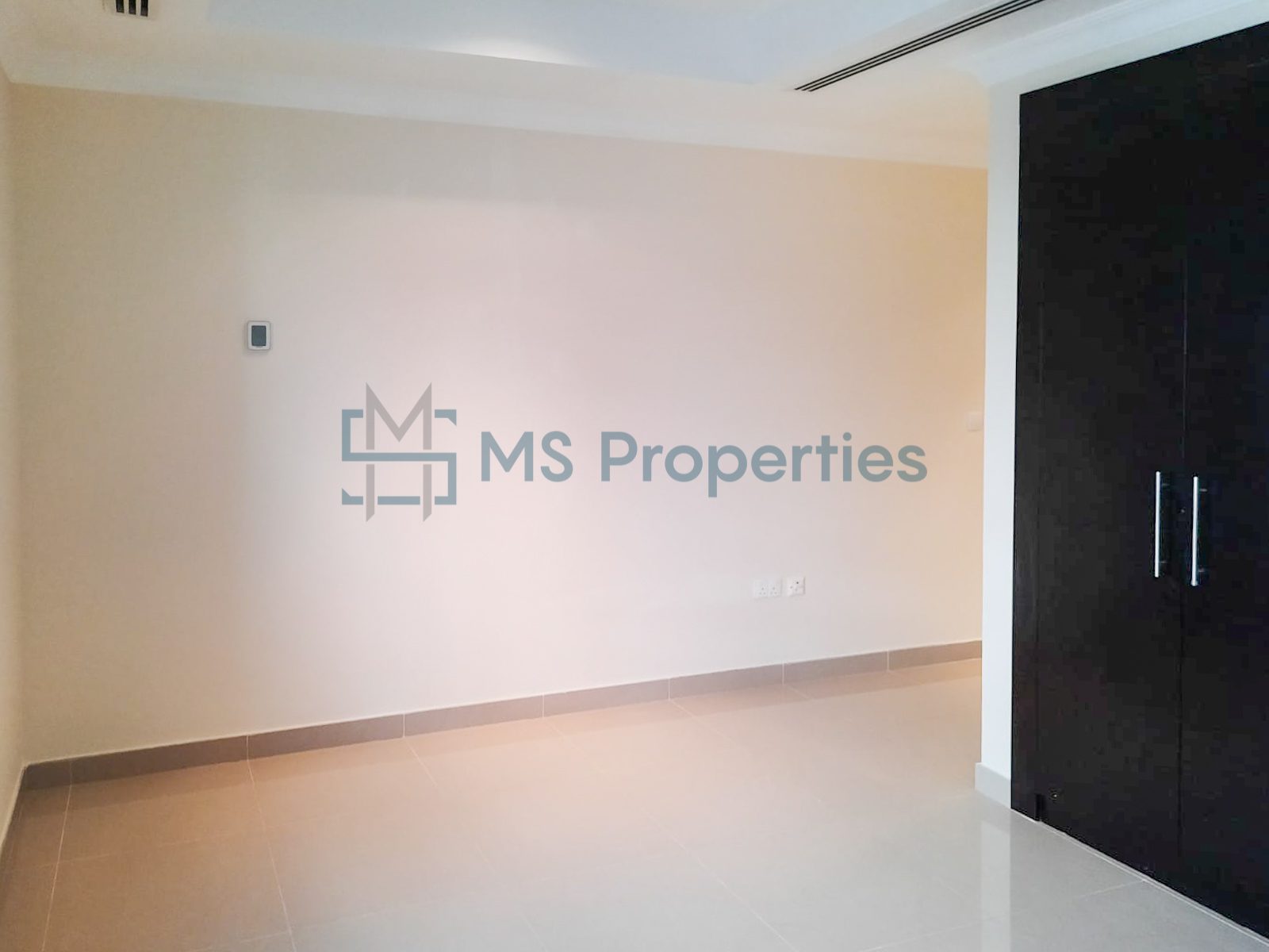 Beautiful 1BHK Apartment with Amazing View