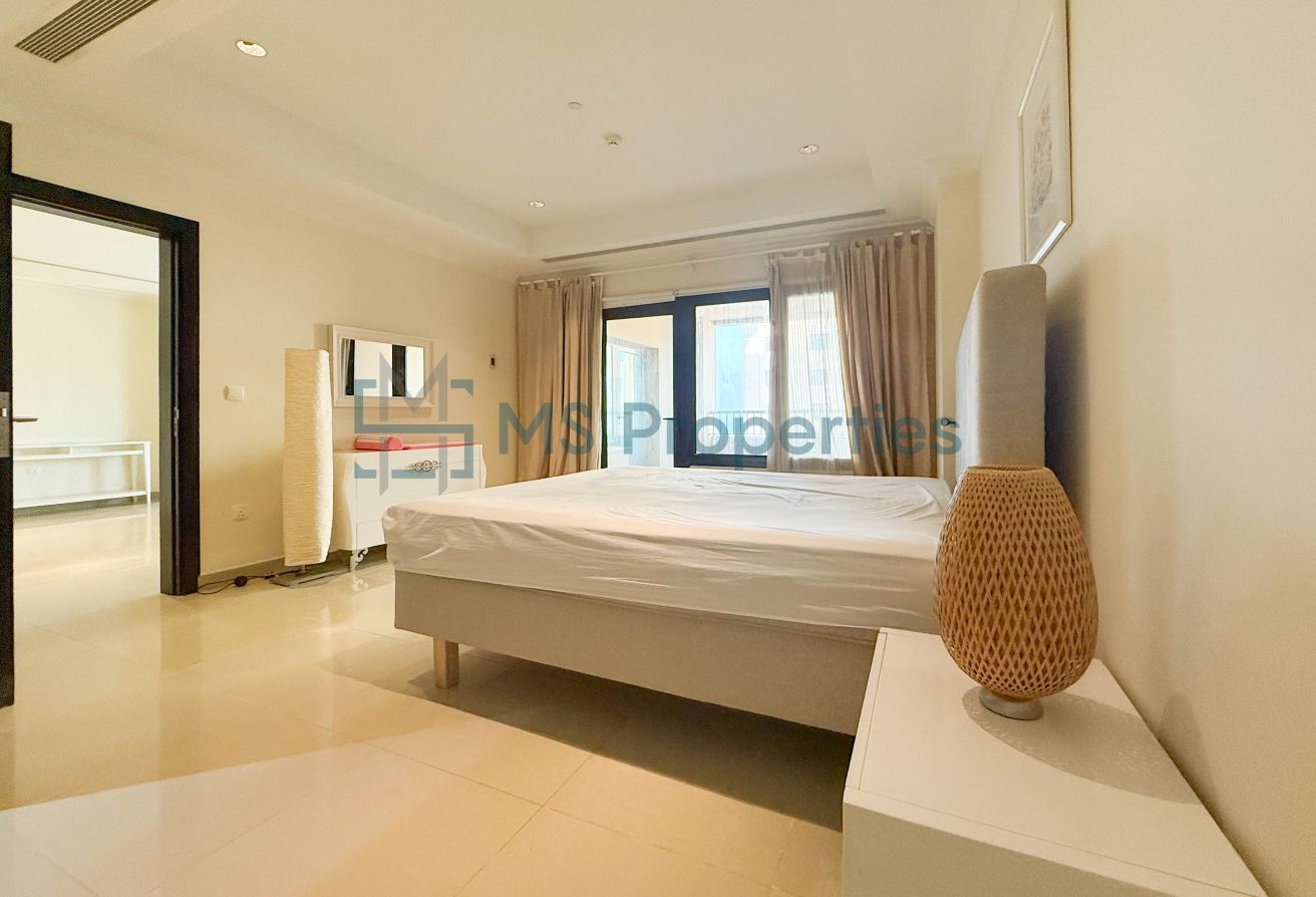 High-Floor 1BHK+Office Apartment | Amazing View