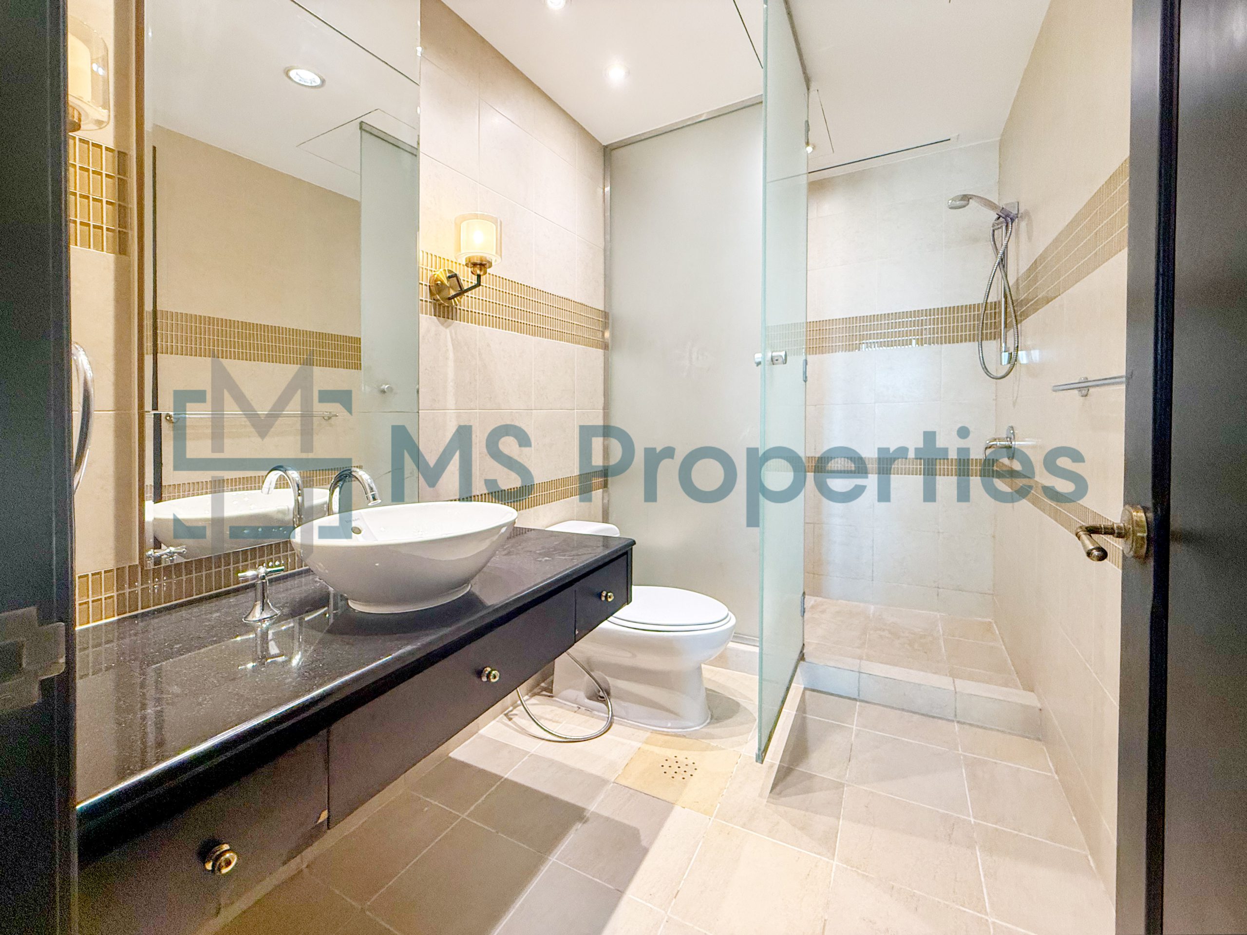 Great Deal Offer 2BHK Apartment for Sale