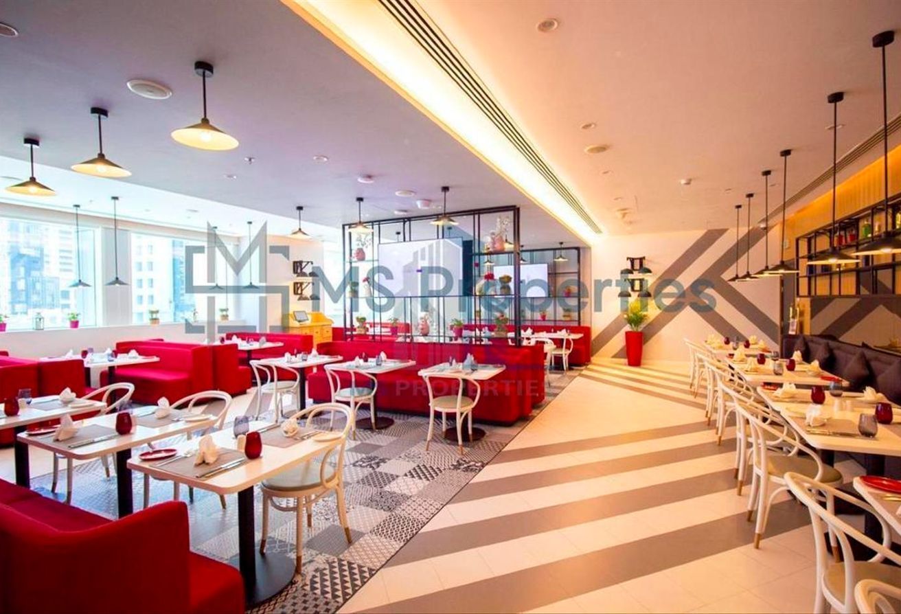 Amazing 1Bedroom Flat with Sea View in West Bay