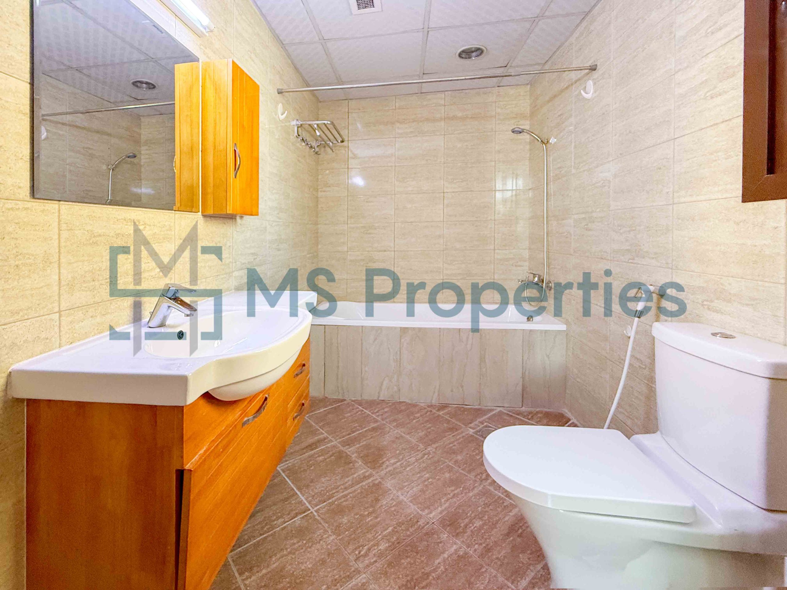 Amazing Deal 2-Bedroom Apartment | Prime Location