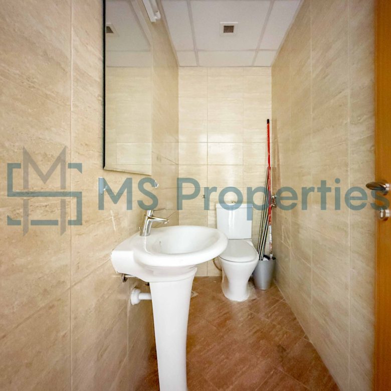 Amazing Deal 2-Bedroom Apartment | Prime Location