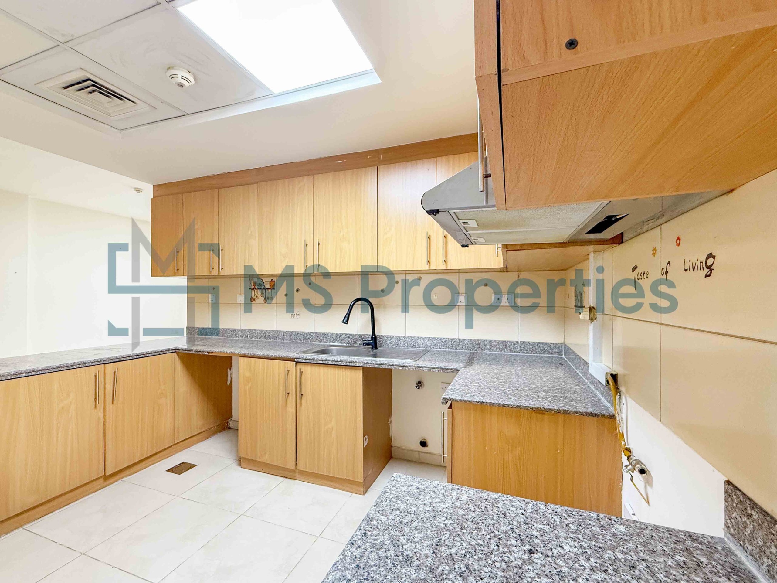 Amazing Deal 2-Bedroom Apartment | Prime Location