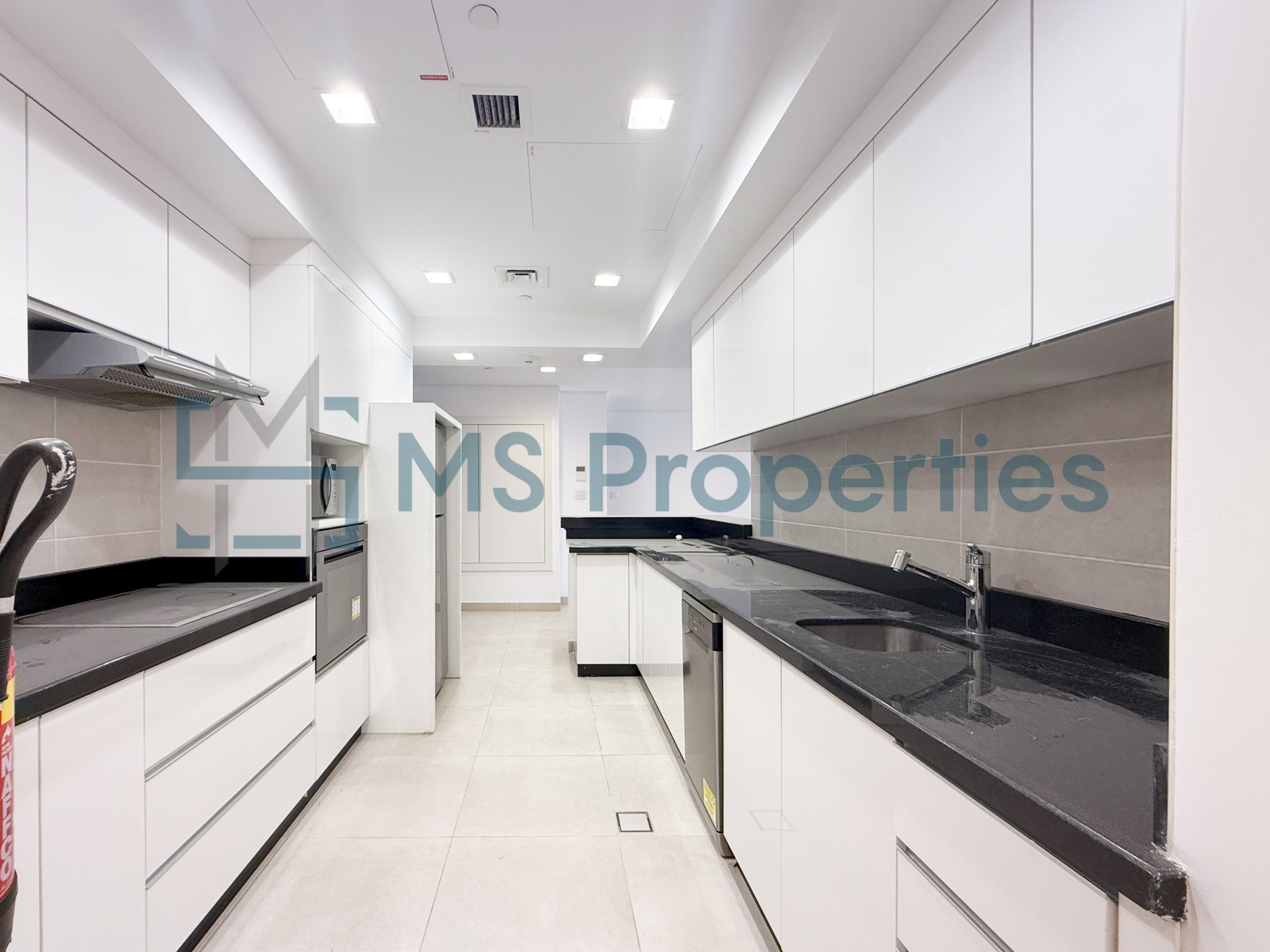 Amazing | 1BHK Apartment | Marina View